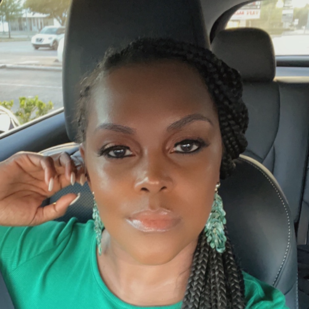 Meet your Posher, Ashonta
